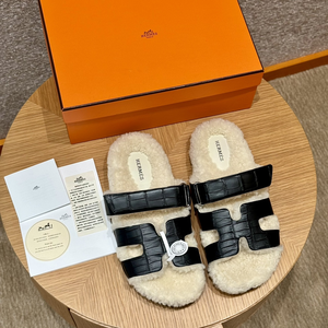 Hermes 225 Chypre Sandal Крокодил